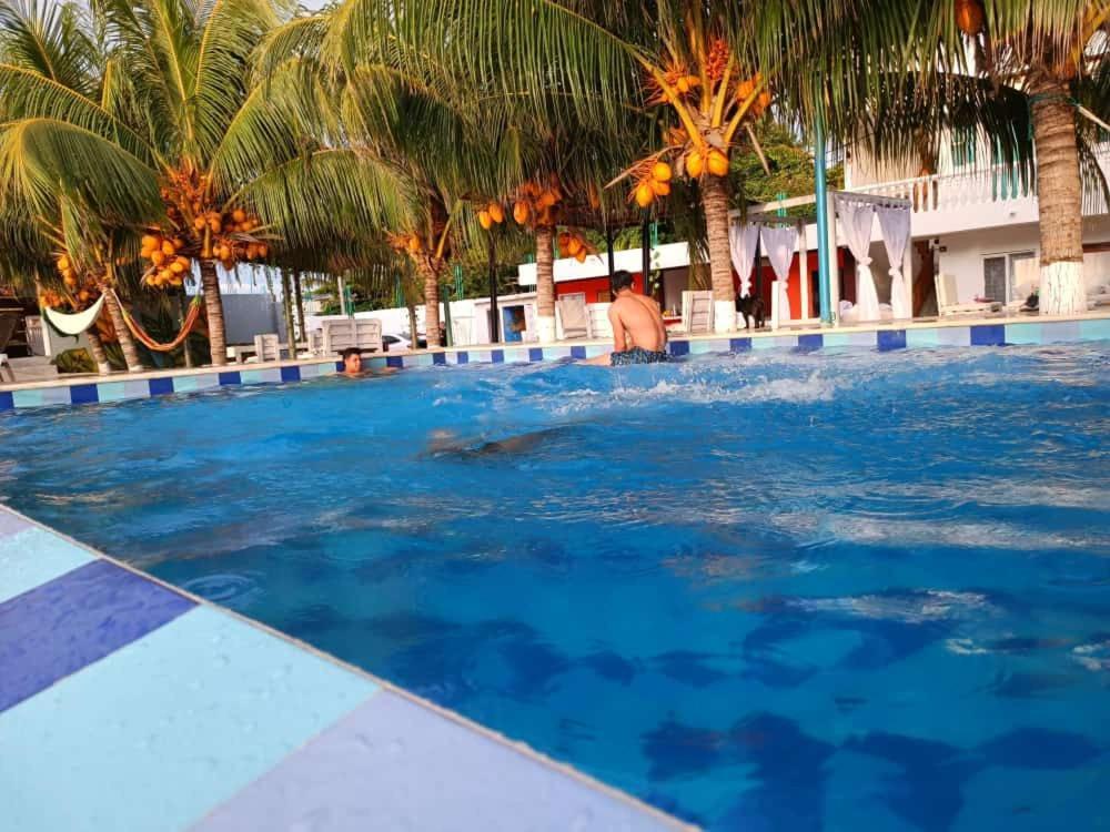 Hotel Paicos Beach Cartagena ภายนอก รูปภาพ
